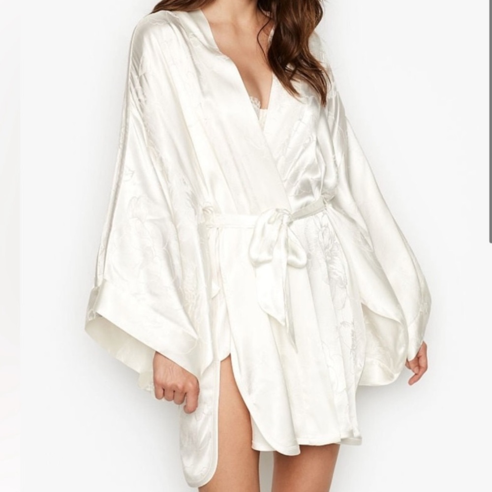 Victoria’s Secret Jacquard Robe